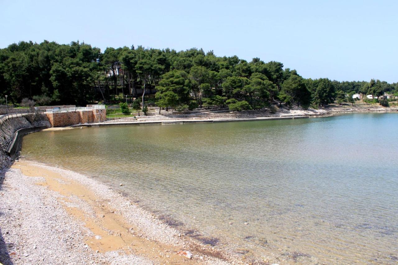 Apartments With A Parking Space Jelsa, Hvar - 8746 イェルサ エクステリア 写真